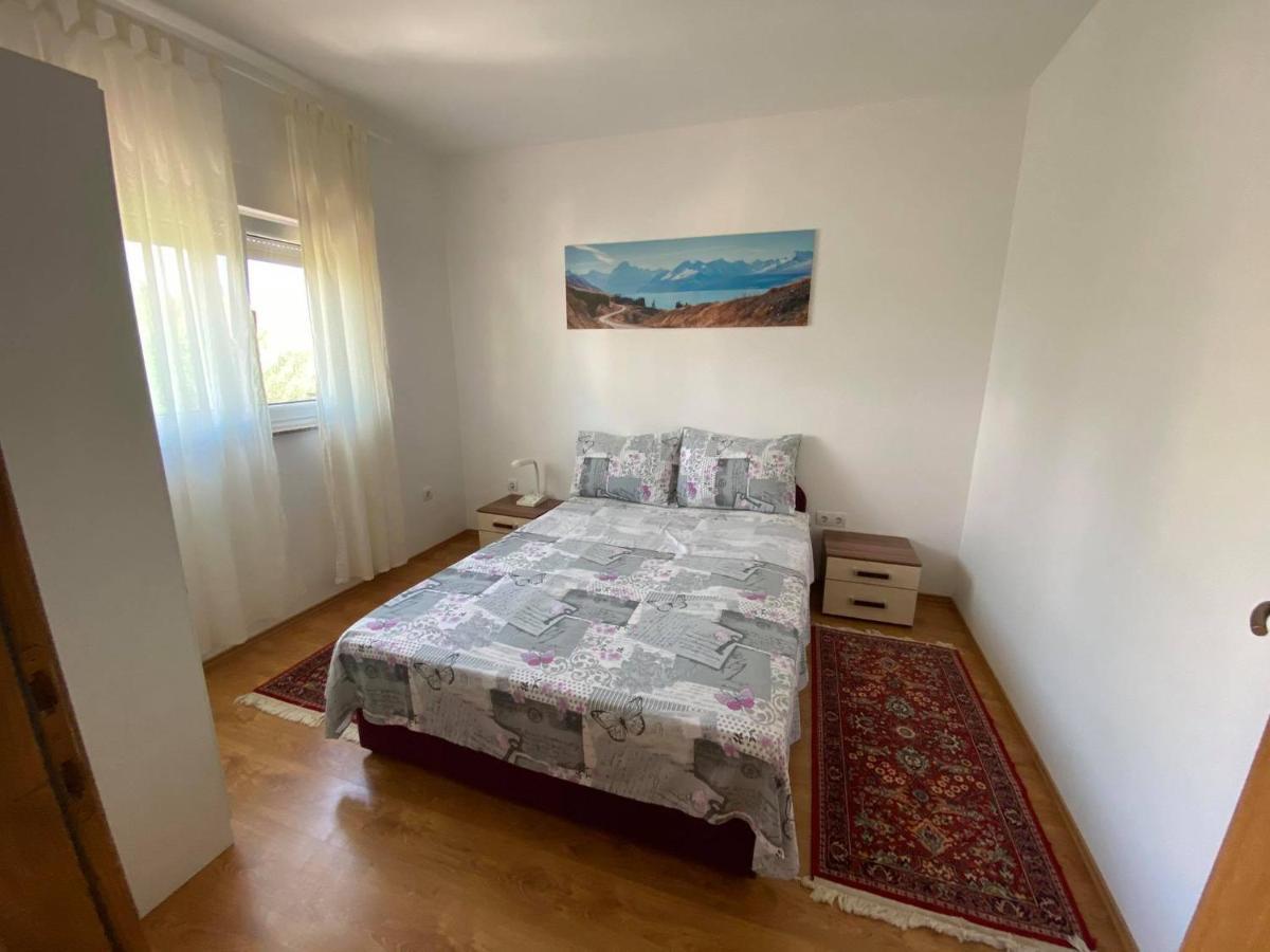 Renic Apartments Nin Esterno foto