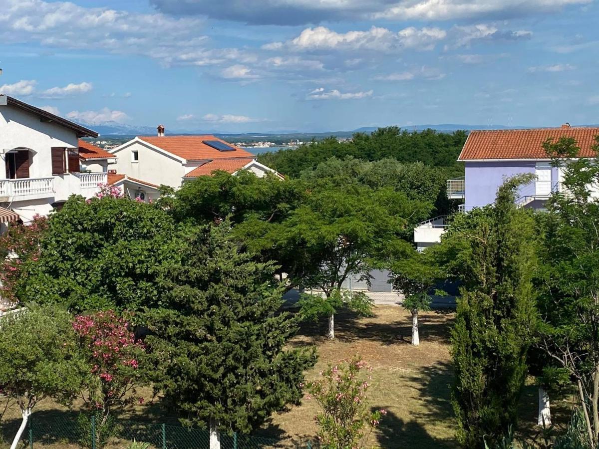 Renic Apartments Nin Esterno foto